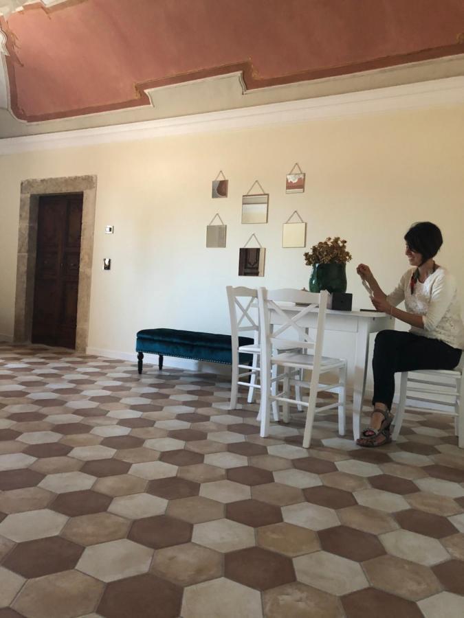 Dimora Dell'Arte Hotel Navelli Екстериор снимка