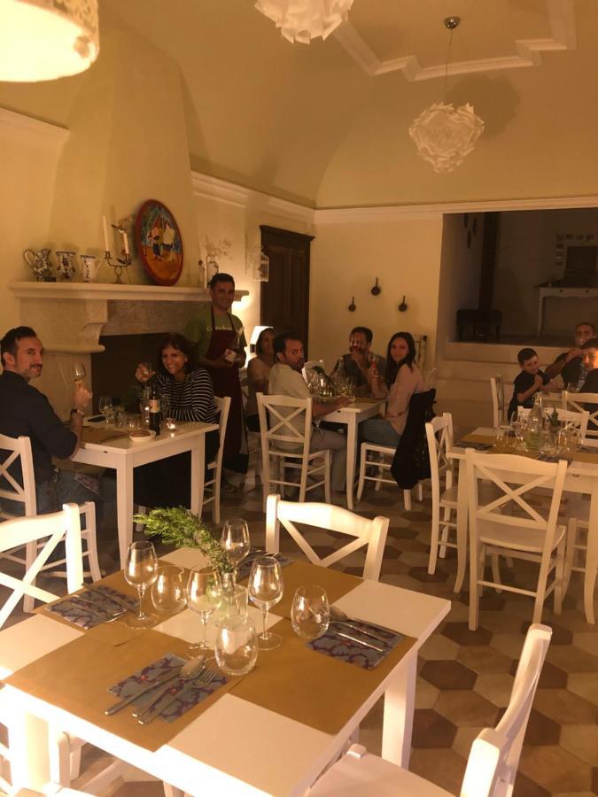 Dimora Dell'Arte Hotel Navelli Екстериор снимка
