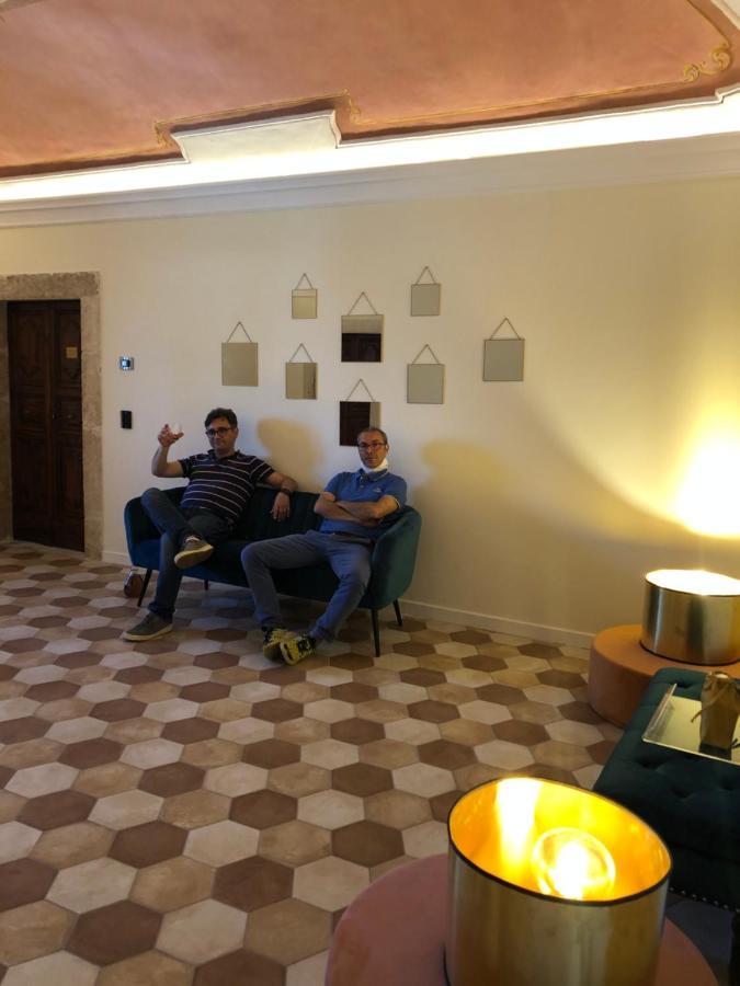 Dimora Dell'Arte Hotel Navelli Екстериор снимка