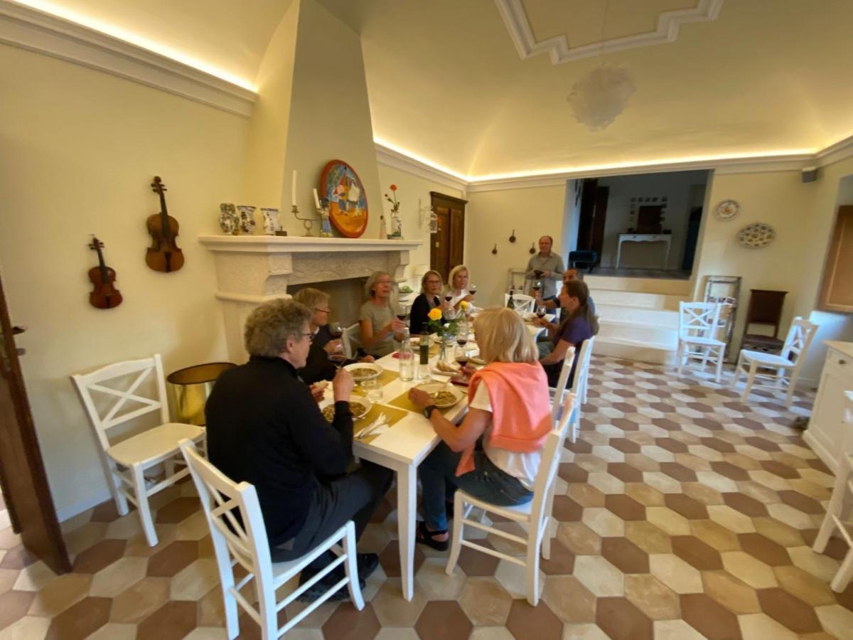 Dimora Dell'Arte Hotel Navelli Екстериор снимка
