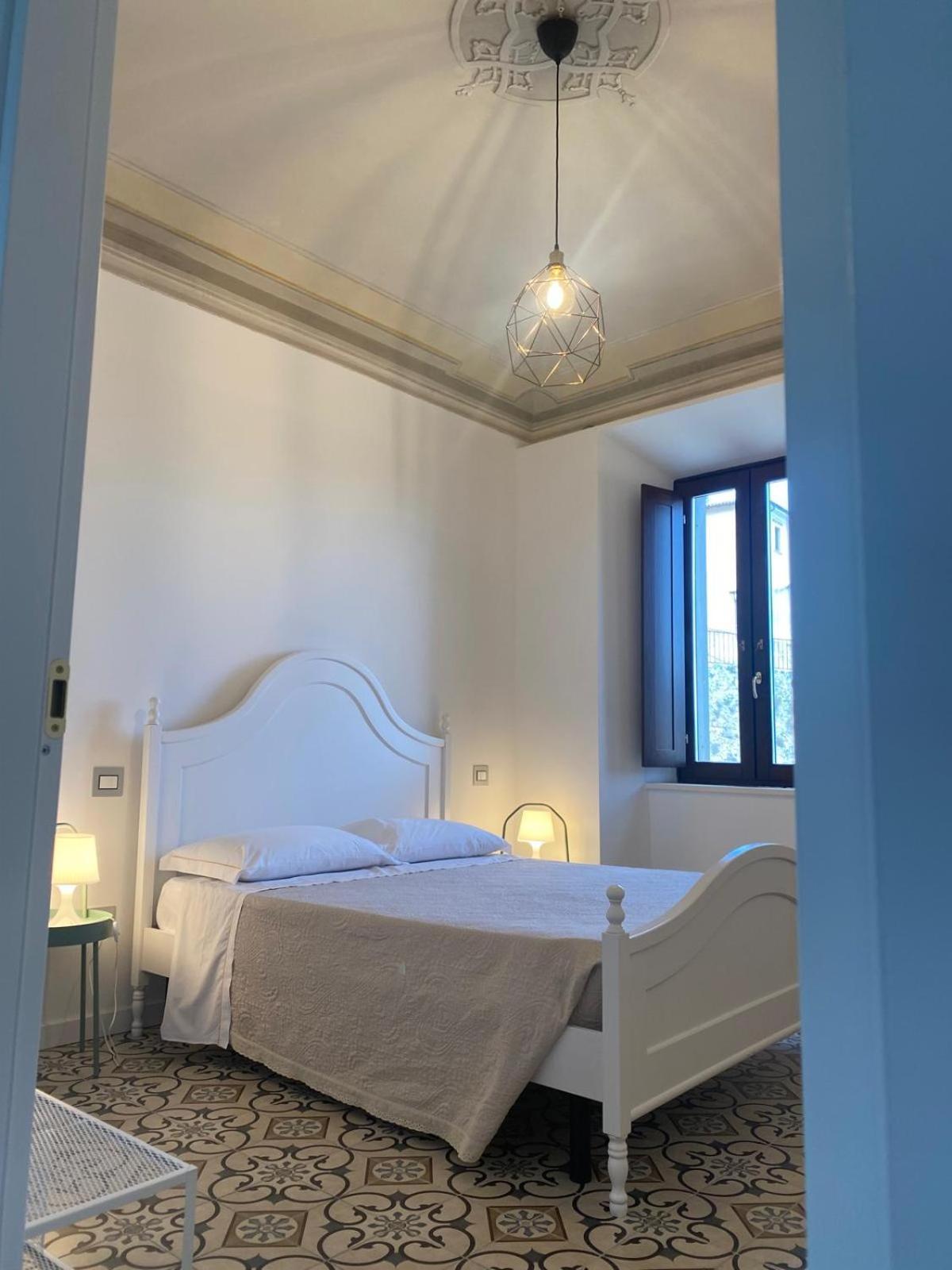 Dimora Dell'Arte Hotel Navelli Екстериор снимка