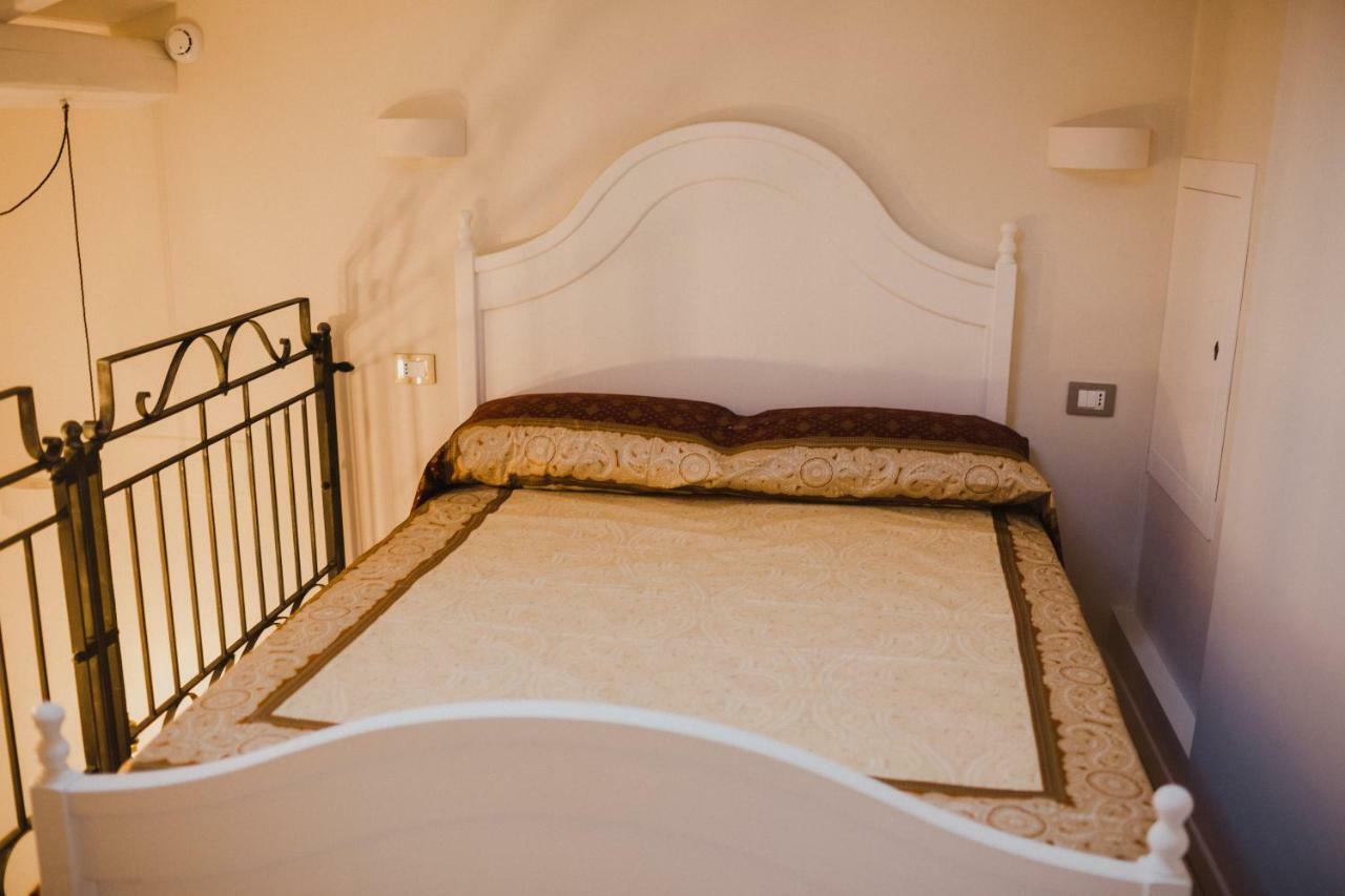 Dimora Dell'Arte Hotel Navelli Екстериор снимка